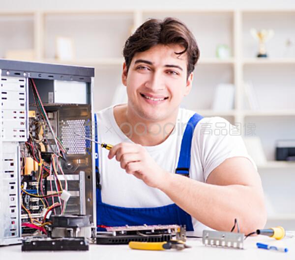 計算機修理工的職責(zé)與技能——專注于臺式電腦與輔助設(shè)備維修