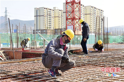 平頂山市新華區(qū) 復(fù)工復(fù)產(chǎn)加速跑，項(xiàng)目企業(yè)忙起來